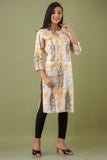 Women Printed Straight Kurta Orange